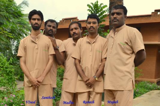 male therapists at vaidyagrama